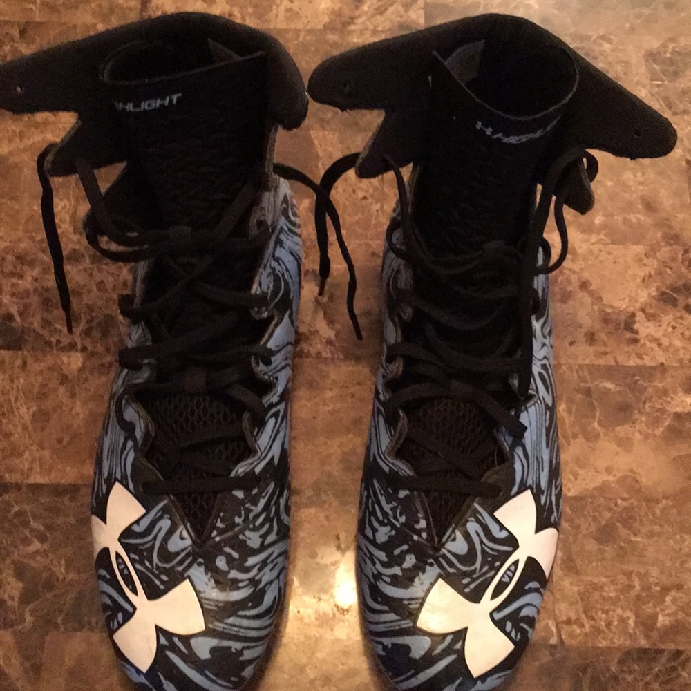 Football cleats